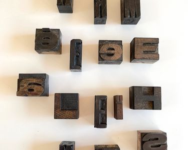 Prénom En Bois Lettres D'Imprimerie - Composteur Ancien - Déco Personnalisée Fait Main