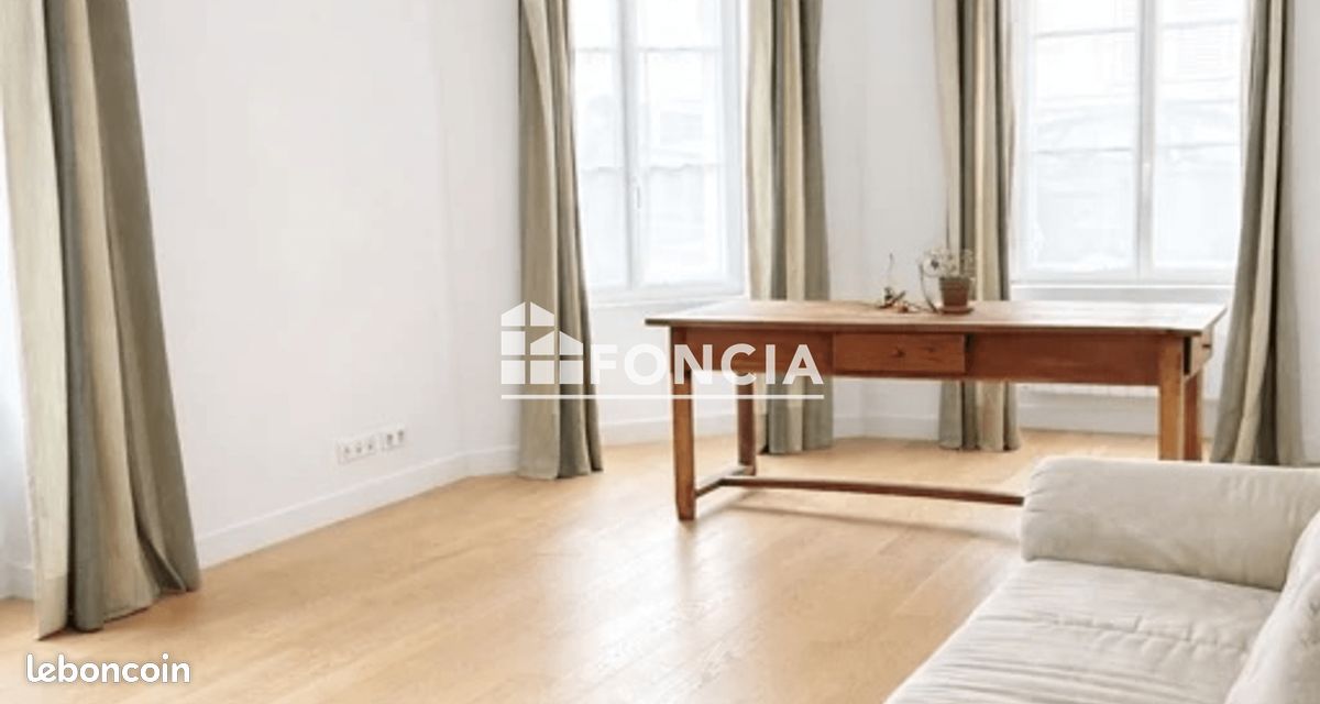 Appartement 3 pièces 100 m² · à Versailles · 100 m² · 650 000 €