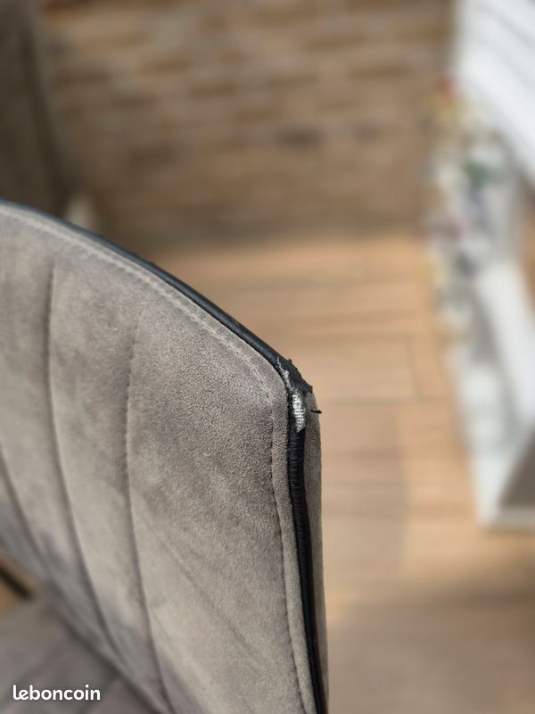 Lot de chaises (image 2)