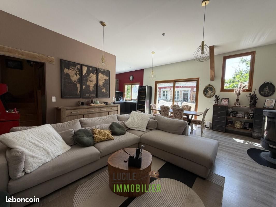 Maison 5 pièces 122 m² · à Étouy · 122 m² · 244 000 €