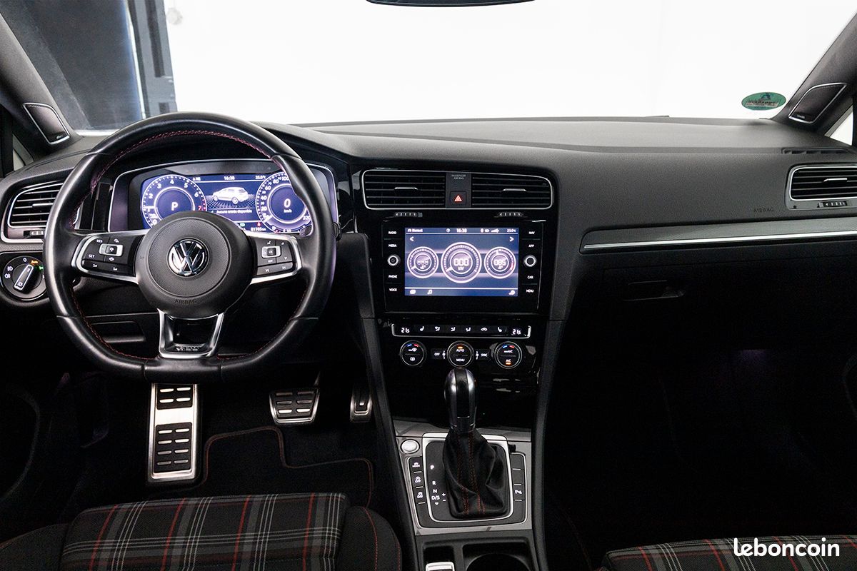 Volkswagen Golf 7 GTI Performance 2.0 TSI 245ch Dynaudio Virtual Cockpit Echappement ACC Camera (image 6)