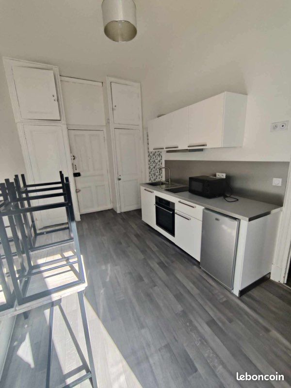 Appartement 2 pièces 25 m² · à Grenoble · 25 m² · 520 €
