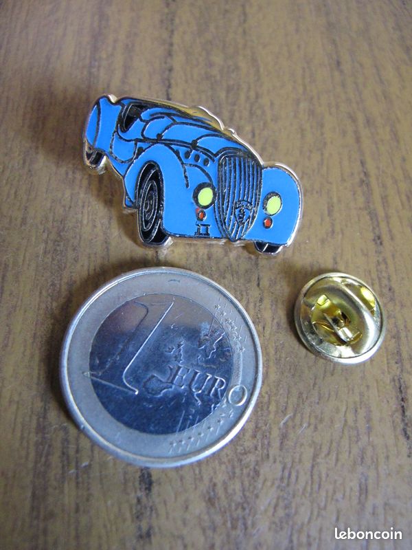 Pin's Peugeot 402 Darl'Mat , prix livré en suivi , LIRE (image 1)