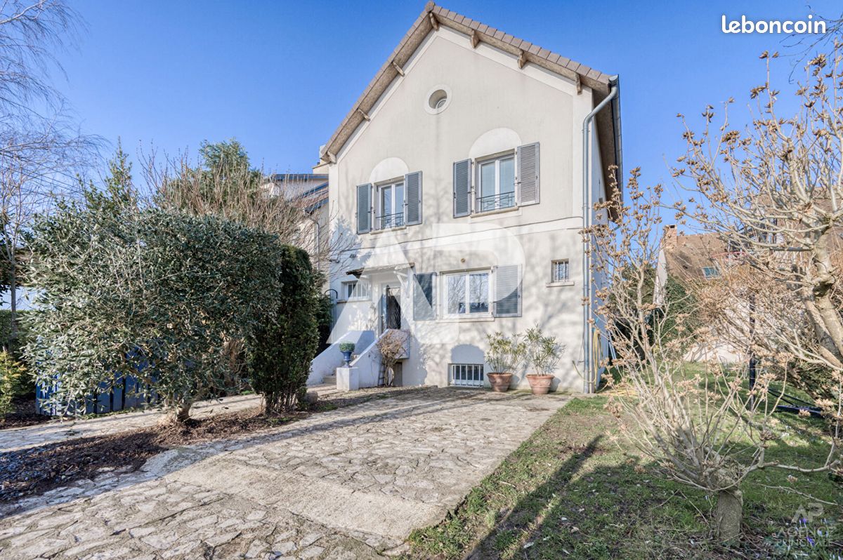 Maison 7 pièces 165 m² · à Rueil-Malmaison · 165 m² · 995 000 €