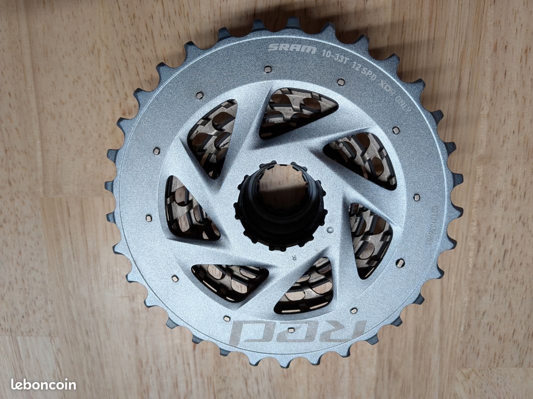 Cassette 12V SRAM RED 10-26 XG-1290–D1 - Équipements vélos
