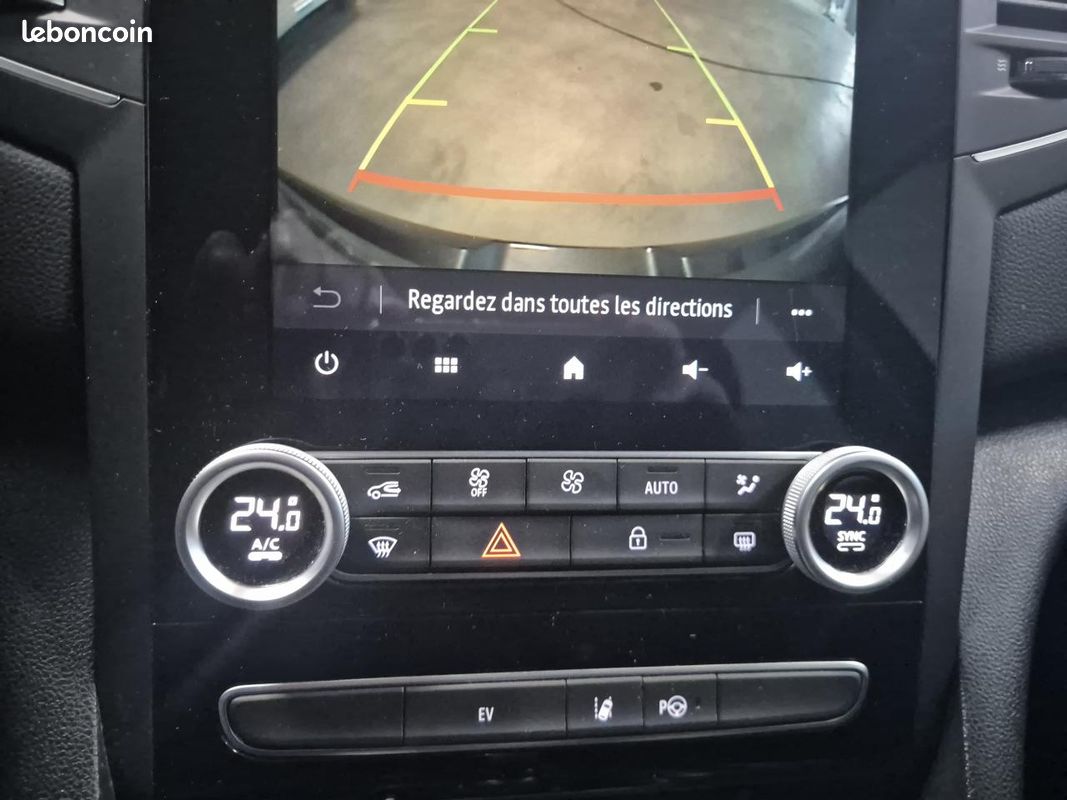 Renault megane 1.6 e-tech 160h 90 phev hybrid intens bva (image 16)