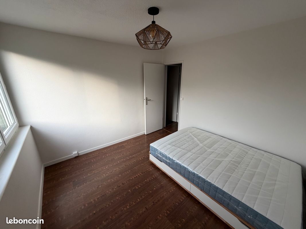 Appartement 5 pièces 70 m² · à Lyon · 70 m² · 600 €/mois