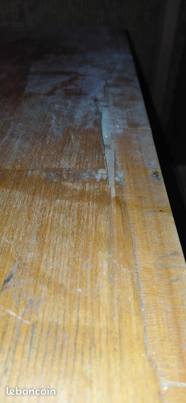 Banc d'école ancien (image 1)