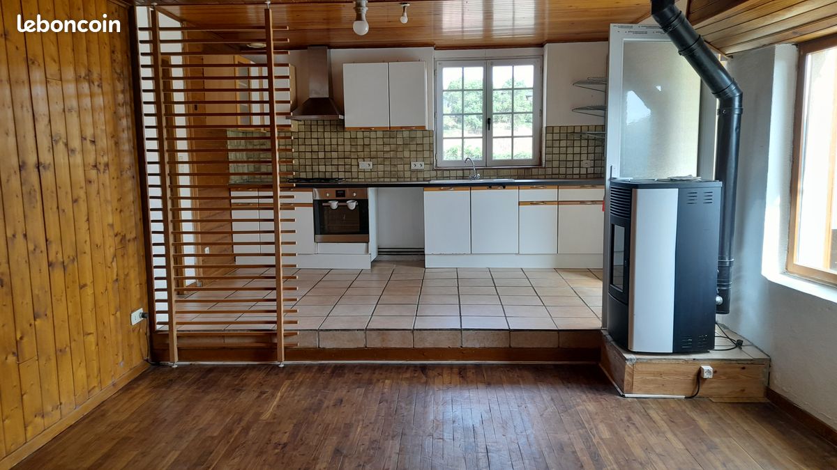 Appartement 4 pièces 100 m² · à Lorlanges · 100 m² · 565 €/mois