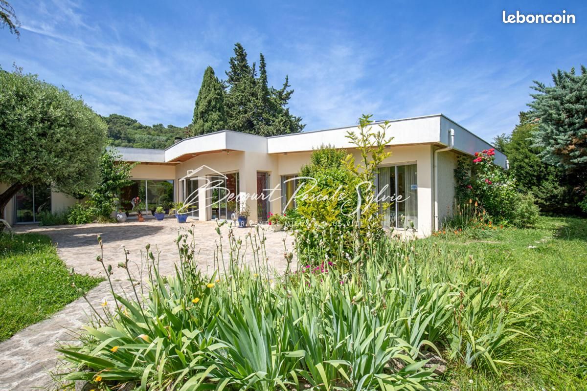 Maison 6 pièces 179 m² · à Le Teil · 179 m² · 349 000 €