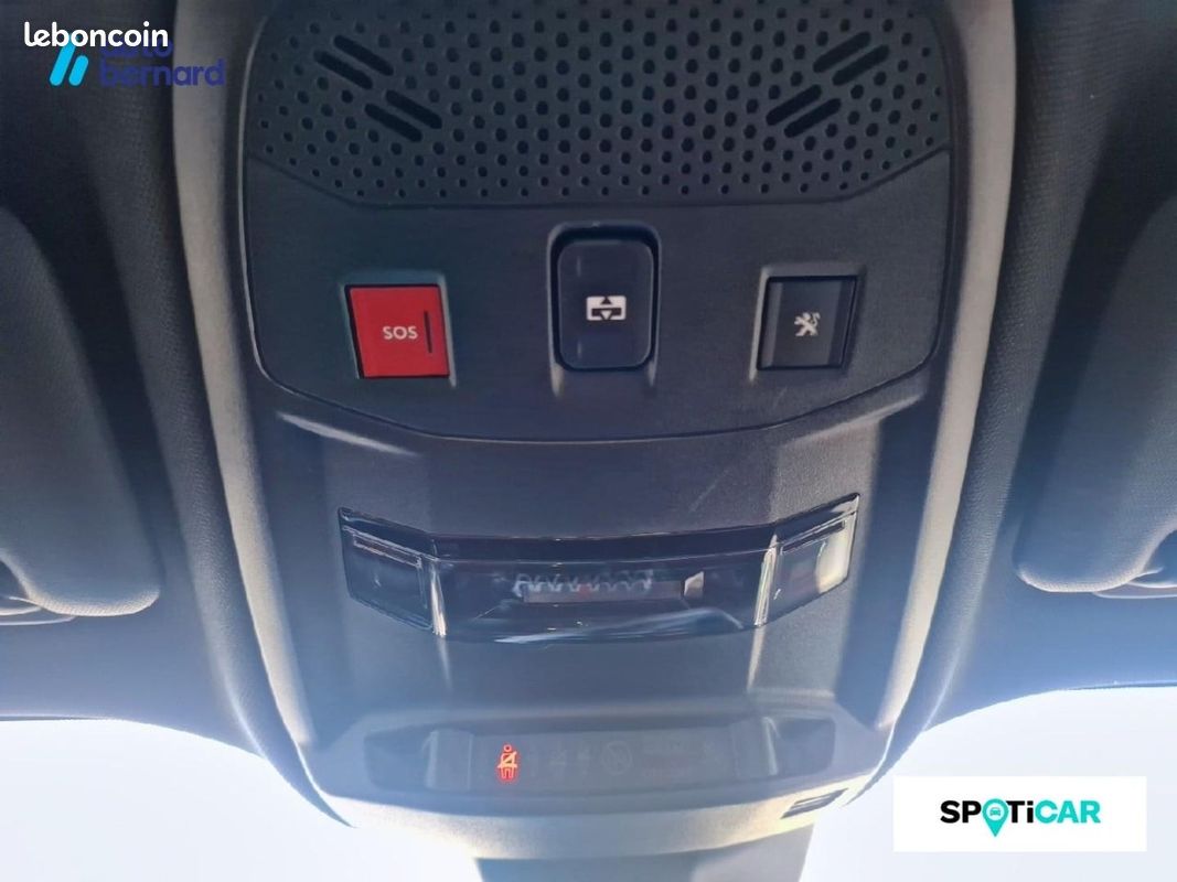 Peugeot 2008 1.5 BlueHDi 130ch S&S GT Pack EAT8 (image 24)