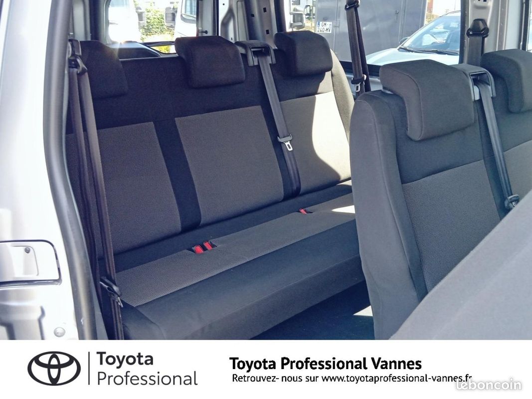 Toyota PROACE Combi Long 1.5 120 D-4D Dynamic MY20 (image 18)