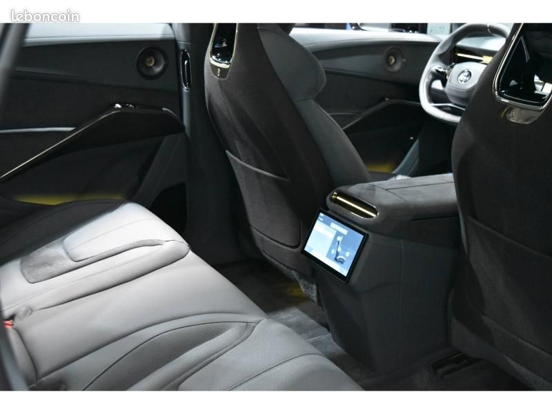 Lotus Eletre 600 Sport SE (image 26)