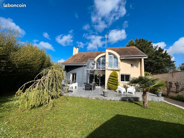 Propriété 7 pièces 193 m²