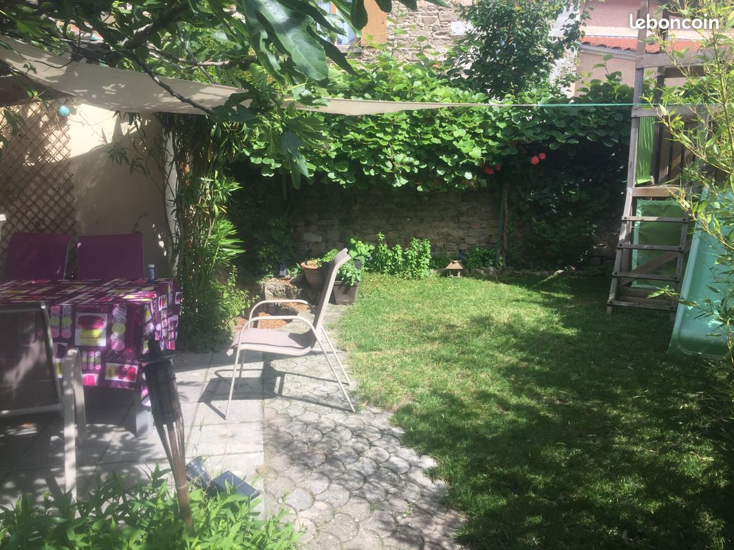 Maison 6 pièces 150 m² · à Taluyers · 150 m² · 312 000 €