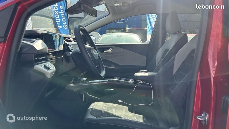 Ford Puma Gen-E 168ch Standard Range 43 kWh Premium (image 12)