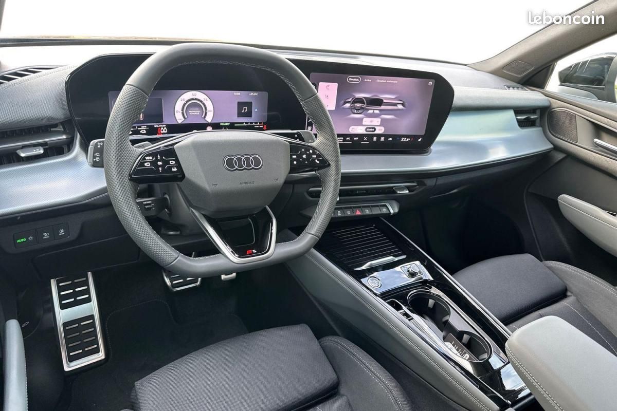 Audi Q3 E HYBRID 272 CH S tronic 6 (image 6)