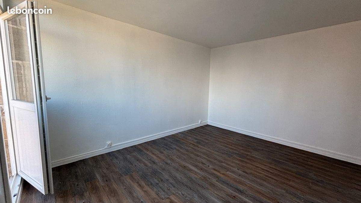 Appartement a louer garges-les-gonesse - 2 pièce(s) - 40 m2 - Surfyn