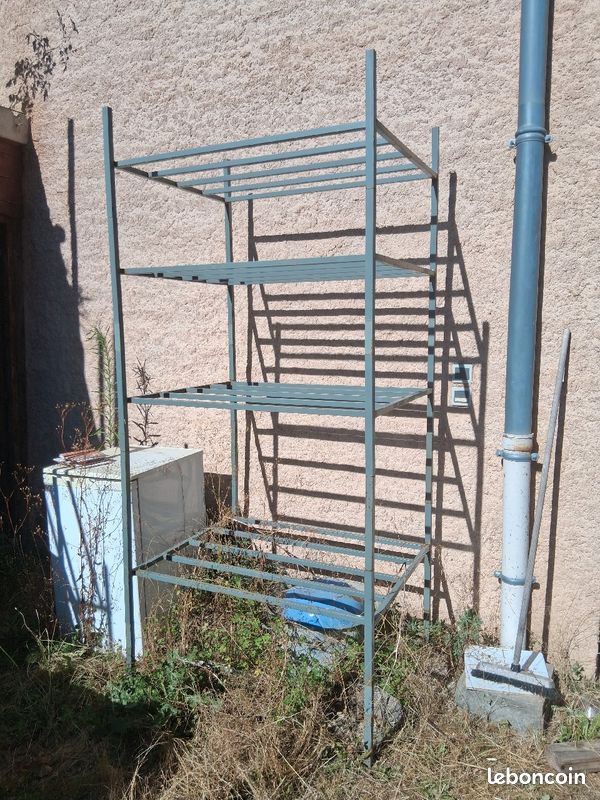 Vend 2 etageres metallique (image 1)