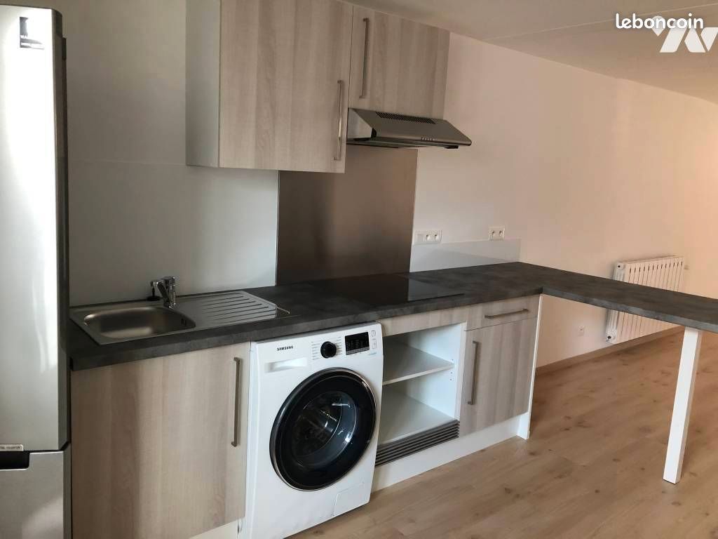 Appartement a louer - 2 pièce(s) - 50 m2 - Surfyn