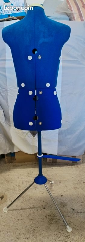 Mannequin de couture (image 1)