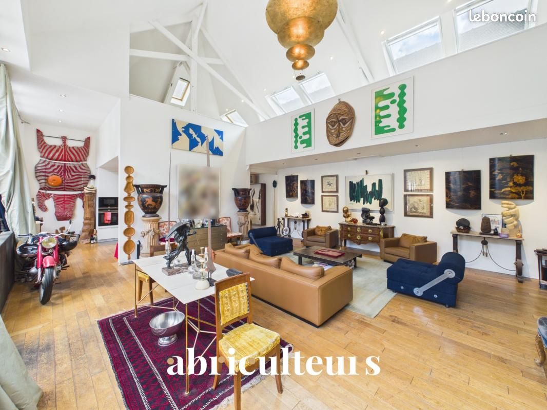 Maison 1 pièce 250 m² · à Chartres · 250 m² · 848 995 €