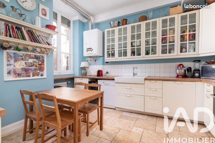 Appartement 5 pièces 154 m² — 12
