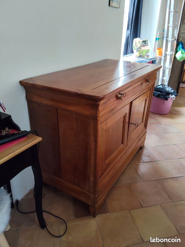 Buffet ancien en bois massif – style rustique (image 5)