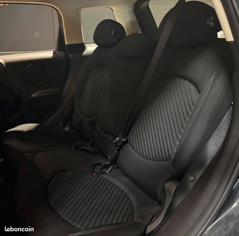Mini countryman 2.0 sd 145 cooper red hot chili all4-toit pano (image 10)