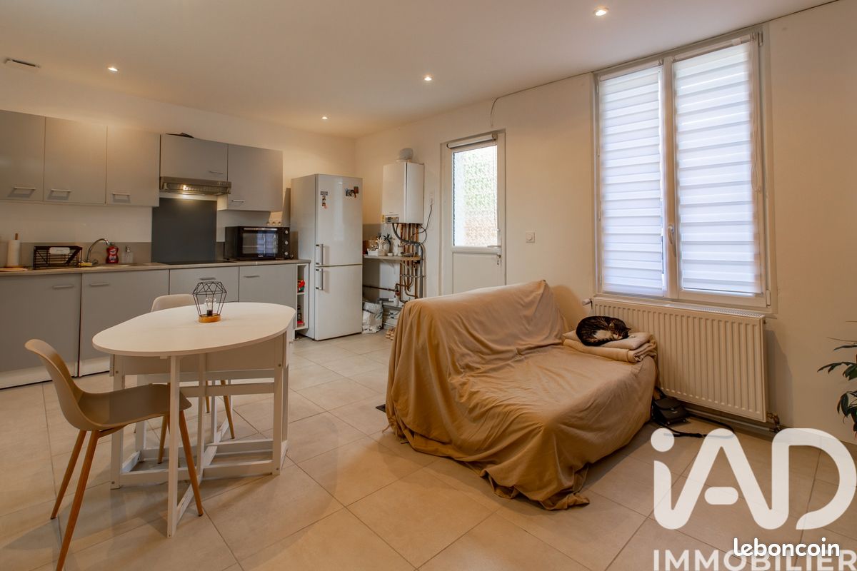 Appartement 2 pièces 25 m² · à Margny-lès-Compiègne · 25 m² · 579 €/mois