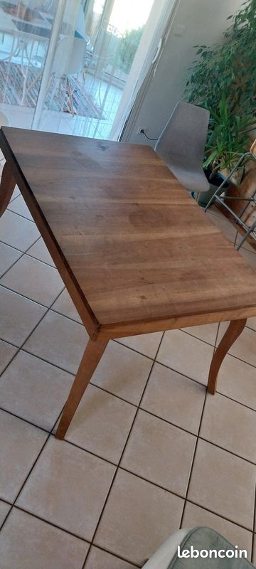 Table salle à manger en bois (image 3)