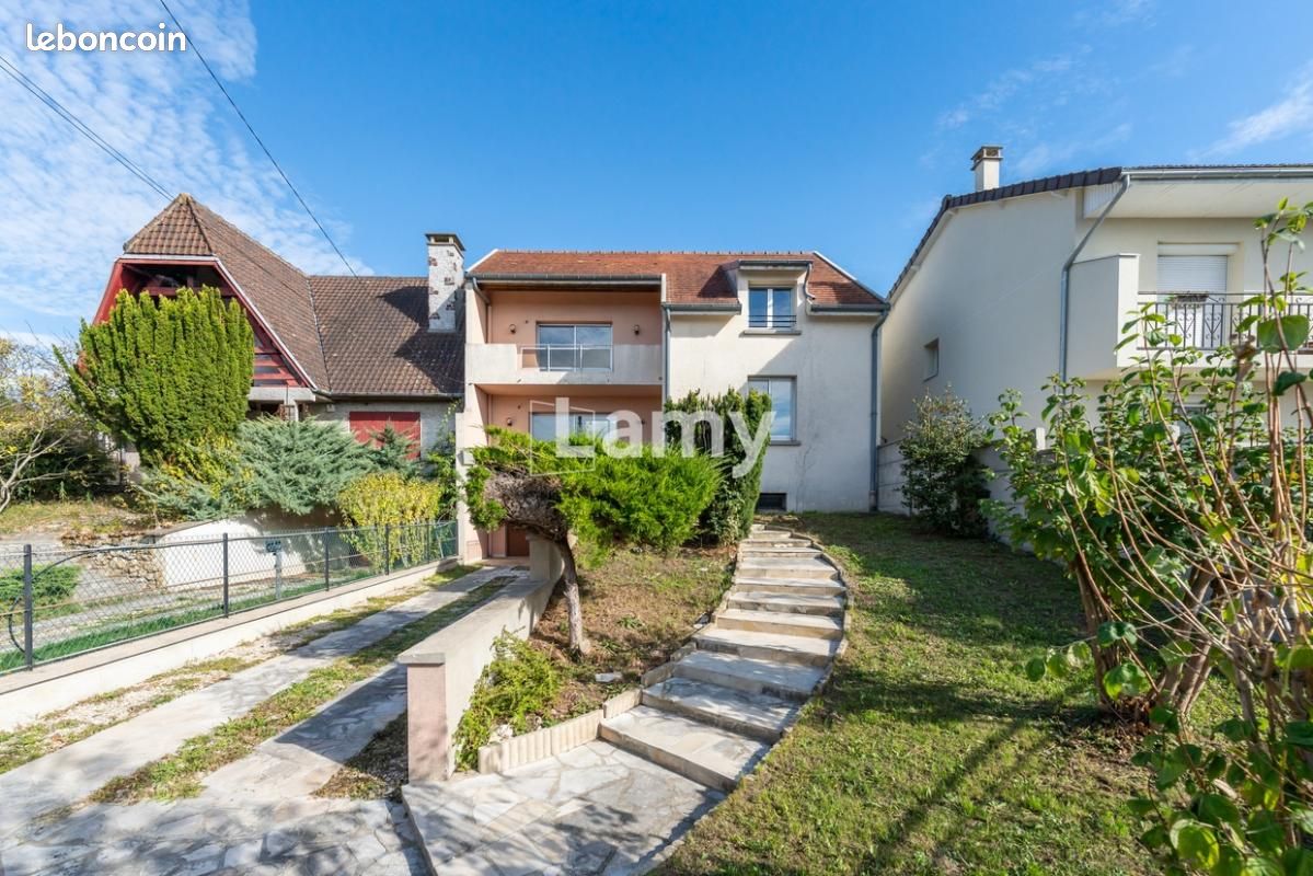 Maison 5 pièces 125 m² · à Clichy-sous-Bois · 125 m² · 374 000 €