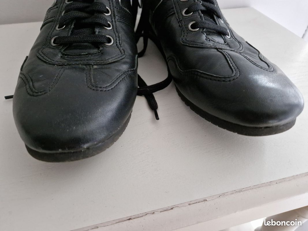 Black Friday - Chaussure homme basket noire Guess pointure 42 (image 3)