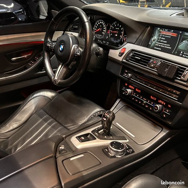 Bmw M5 (F10) 4.4 V8 560CH DKG7 LCI | Caméra 360 | Bang & Olufsen | Toit Ouvrant (image 12)