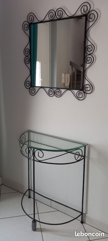 Miroir et table d'appoint (image 1)