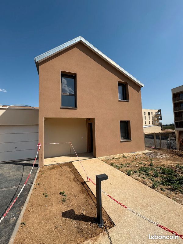 Maison 4 pièces 81 m² · à Colombelles · 81 m² · 973 €/mois