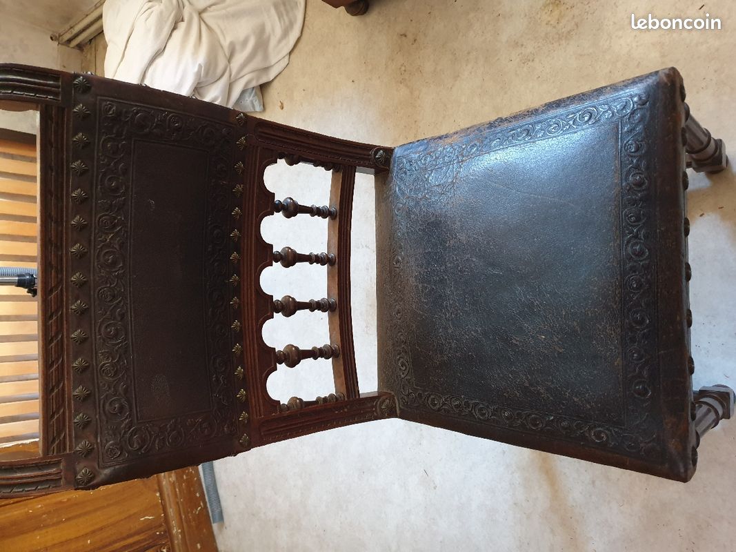 Lot 8 chaises Henri 2 bois et cuir (image 1)