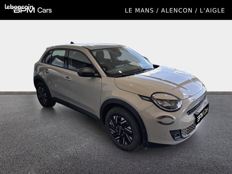 Fiat 600 1.2 Hybrid 136ch Pack Confort DCT6 (image 3)