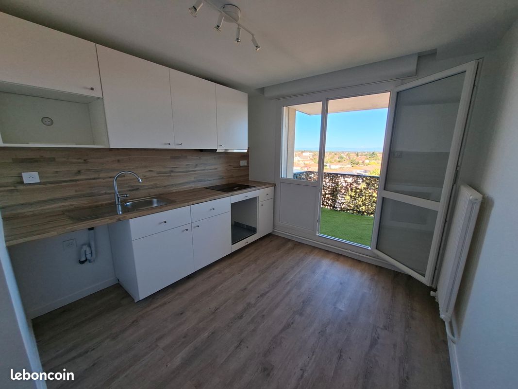 Appartement 3 pièces 75 m² · à Meyzieu · 75,4 m² · 1 240 €/mois