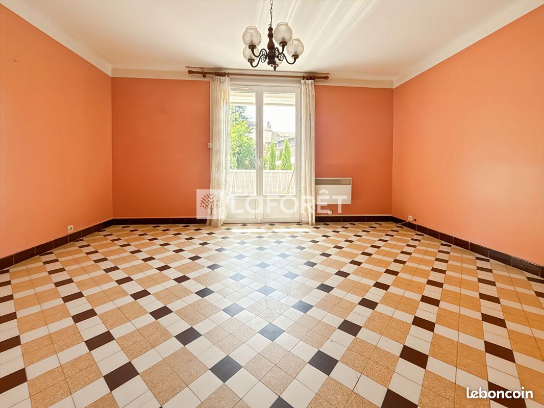 Appartement 3 pièces 61 m² · à Portes-lès-Valence · 61 m² · 100 000 €