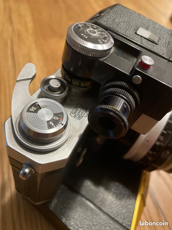 NIKON F #6727605, avec viseur Photomic T (hors service) #771794 sans