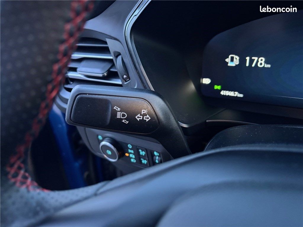Ford Kuga III 2.5 DURATEC 180 CH FLEXIFUEL FHEV E85 POWERSHIFT ST-Line (image 14)