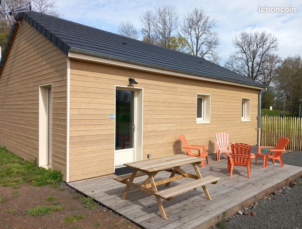 Chalet Neuf, 4/5 pers Auvergne / Puy de Dôme - Locations saisonnières