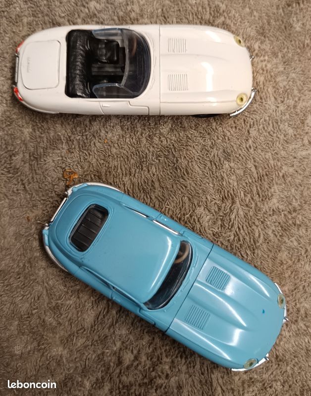 Lot De 3 Voitures Miniatures Jaguar Minialuxe - Échelle 1/43 - Occasion - Matériau Plastique - Pour Collection