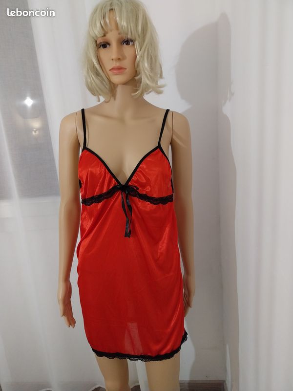 Nuisette Rouge Feelings – Pois Blancs, Noeud Noir, Taille T, Neuve Avec étiquettes