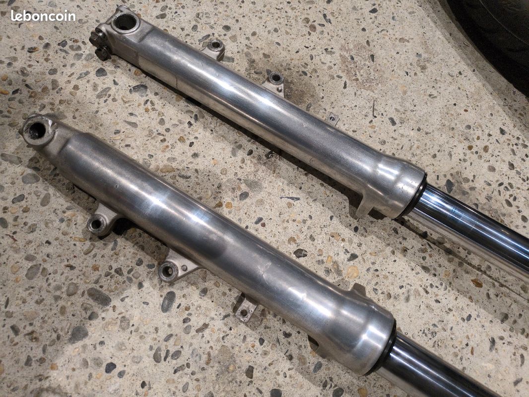Lève Moto Avant Pour Triumph TT 600 (2000-2003) - Béquille Fourche Neuve Sous Emballage