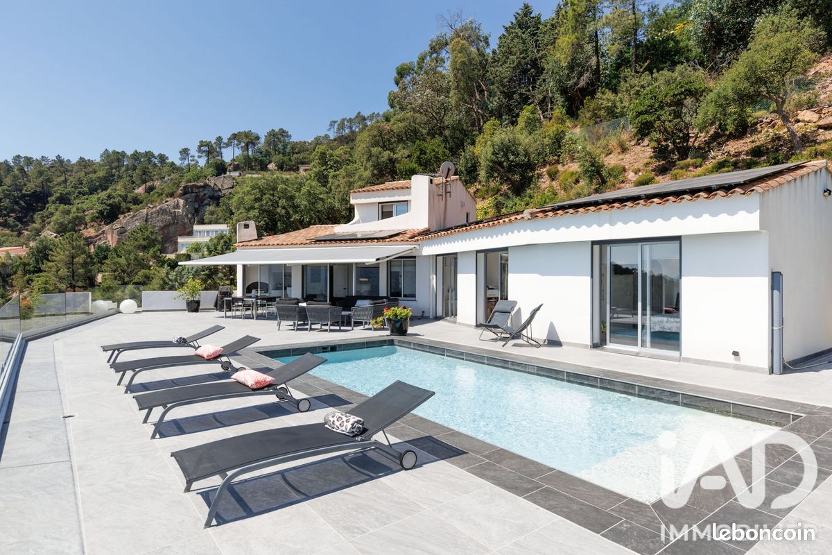 Maison 5 pièces 245 m² · à Mandelieu-la-Napoule · 245 m² · 1 790 000 €