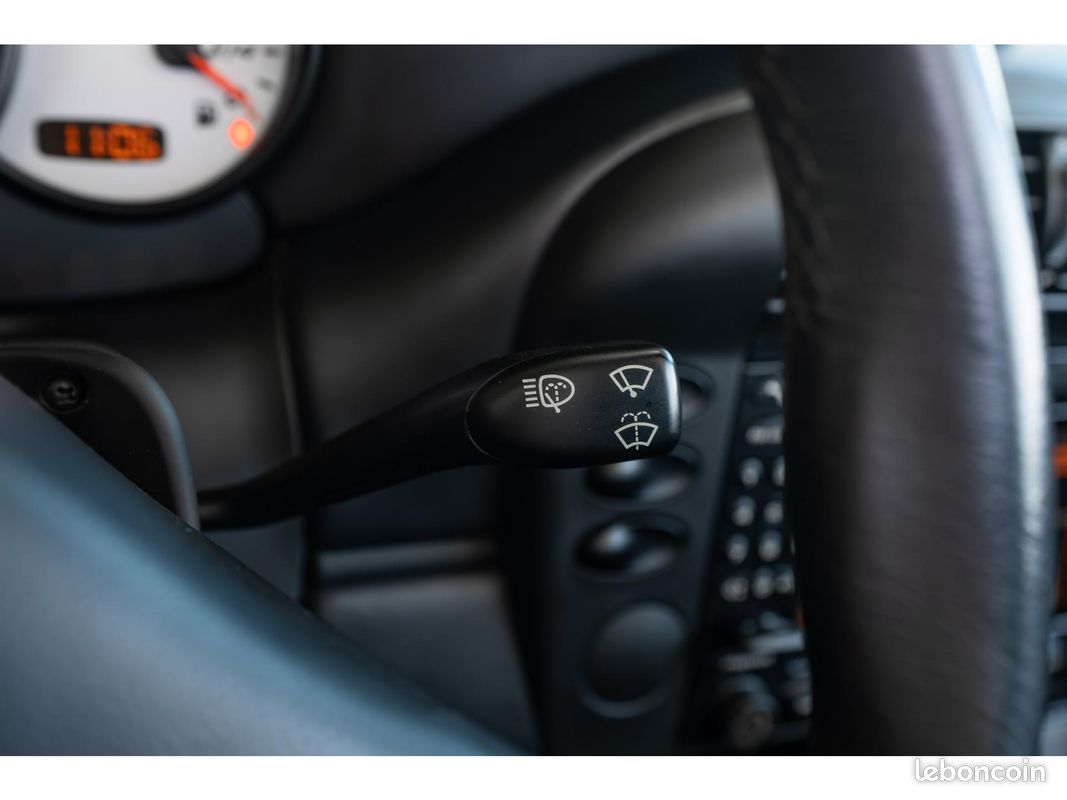 PORSCHE BOXSTER 2.7i - 228 (image 21)