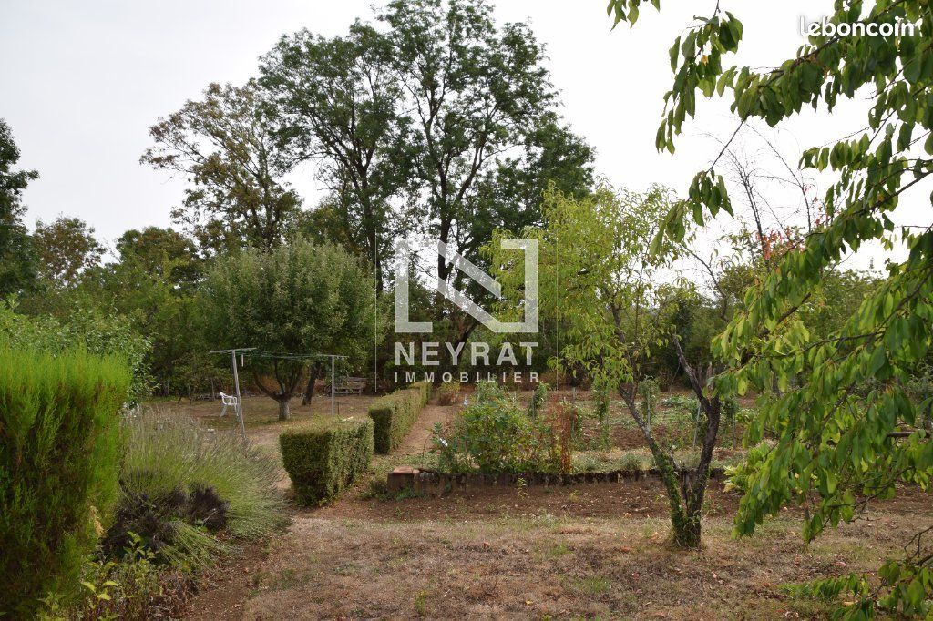 Maison 5 pièces 111 m² · à Maconge · 111 m² · 165 000 €