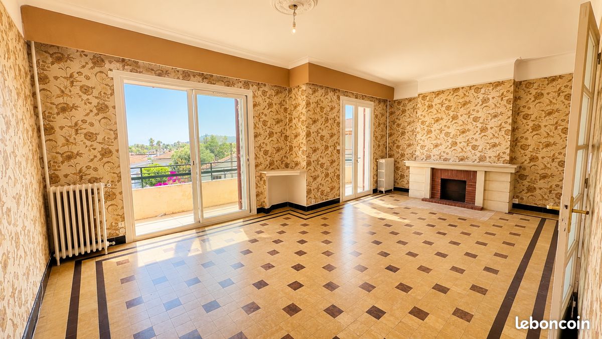 Appartement 5 pièces 111 m² · à Hyères · 111 m² · 399 000 €